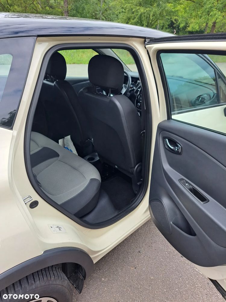 Renault Captur 0.9 Energy TCe Helly Hansen - 10