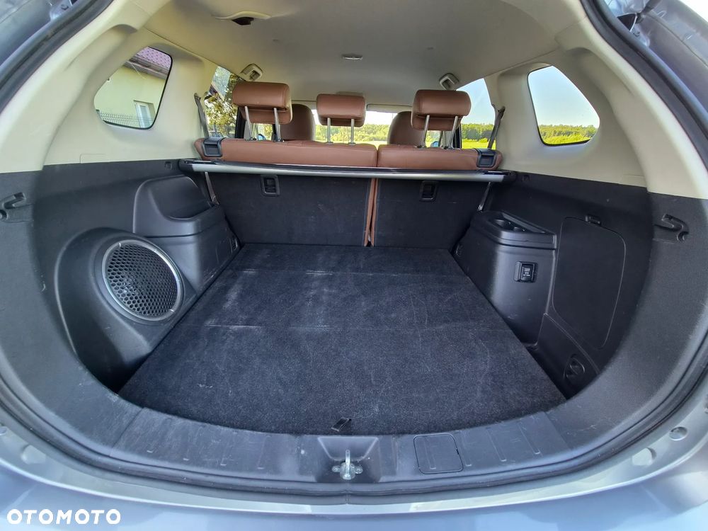 Mitsubishi Outlander - 8