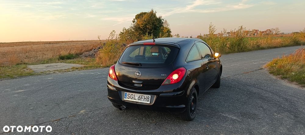Opel Corsa 1.3 CDTI Cosmo - 2