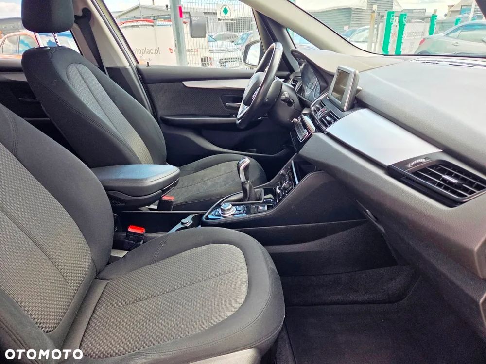 BMW Seria 2 218i Luxury Line - 32