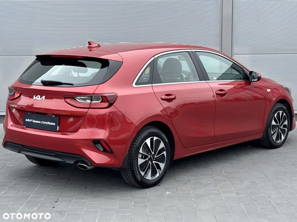 Kia Ceed 1.5 T-GDI M DCT - 11