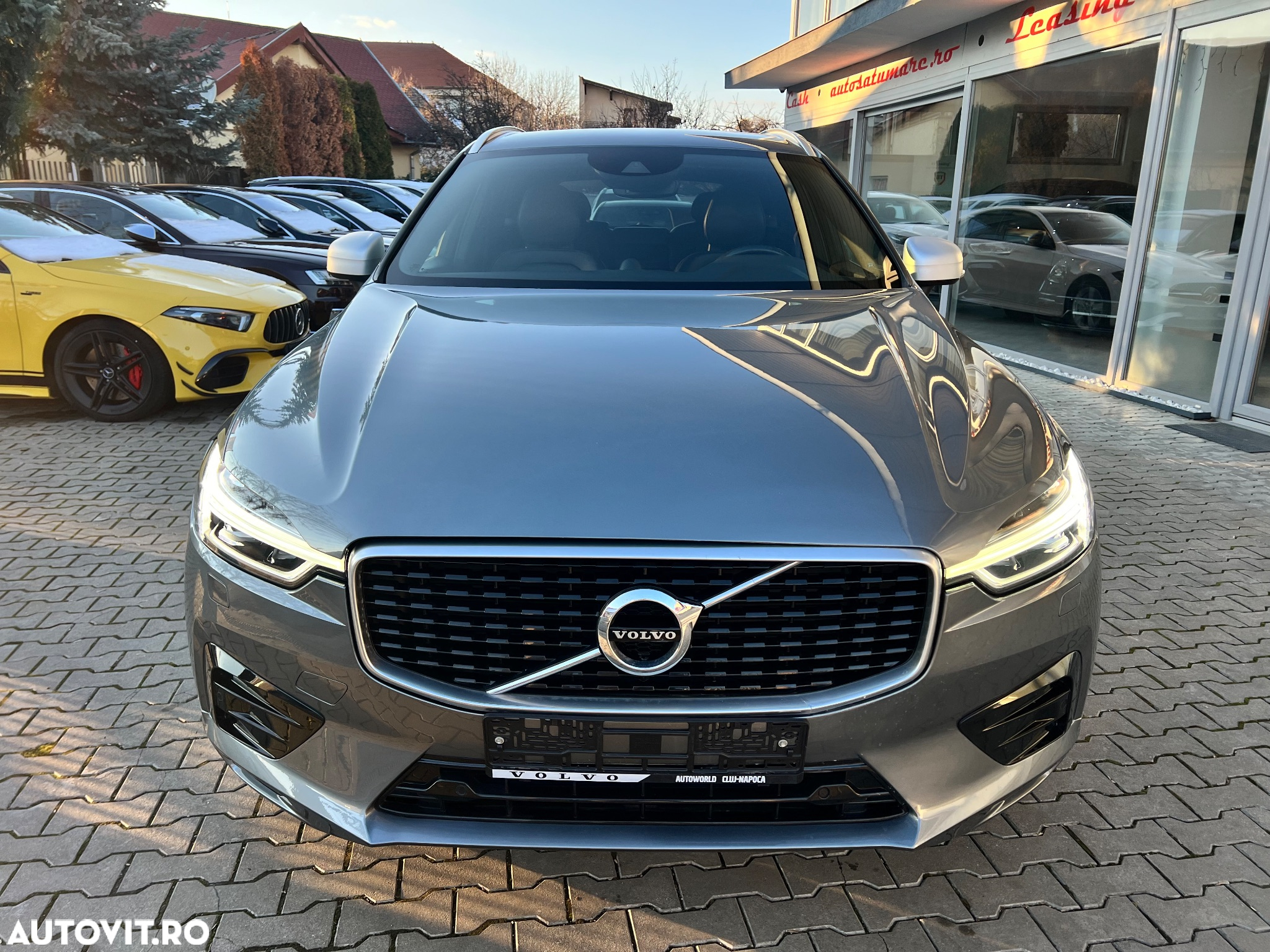 Volvo XC 60 D4 AWD Geartronic RDesign - 2