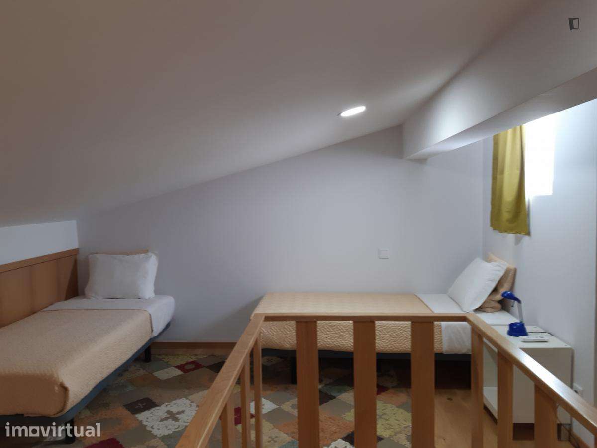 Apartamento com 2 quartos - localizado em Santo Ildefonso Porto - Grande imagem: 3/8