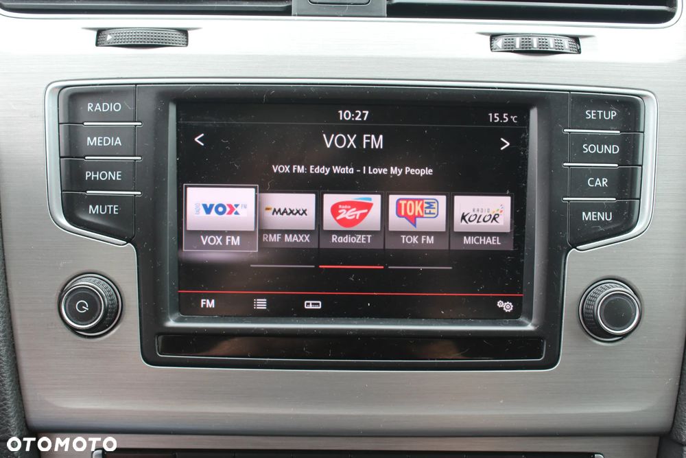 Volkswagen Golf 1.4 TSI BMT Comfortline - 28