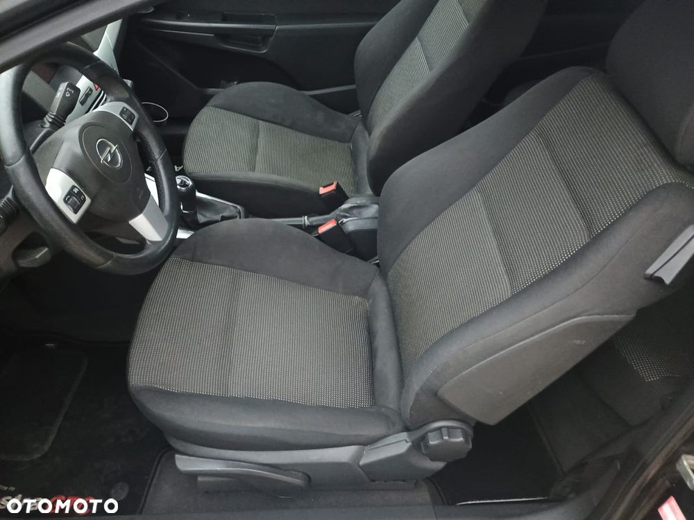 Opel Astra 1.8 Catch me now - 17