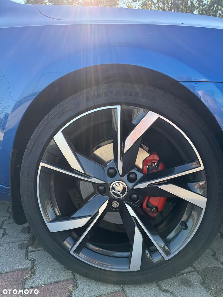 Skoda Octavia 2.0 TDI SCR 4x4 Style DSG - 4