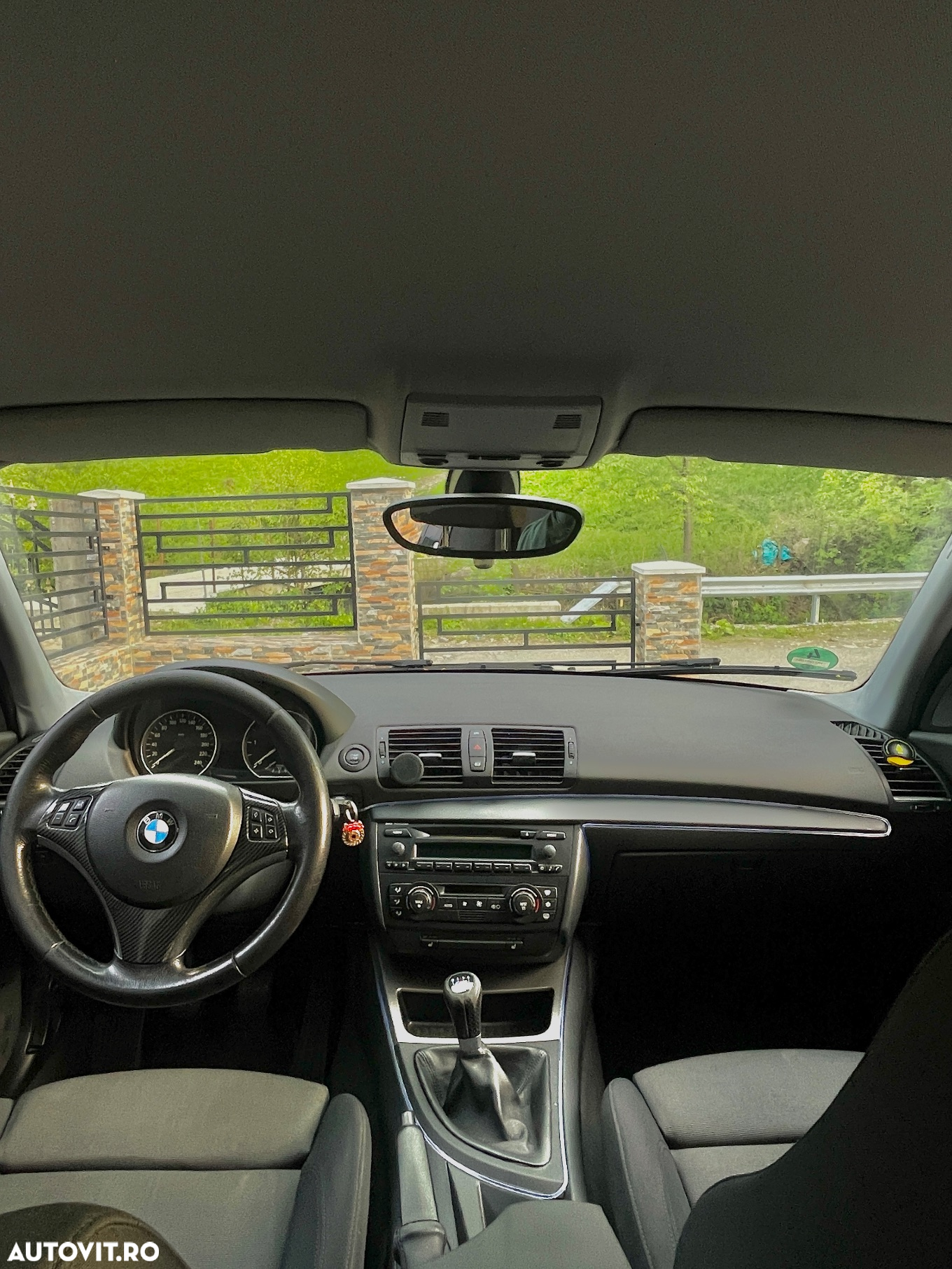 BMW Seria 1 120d - 4