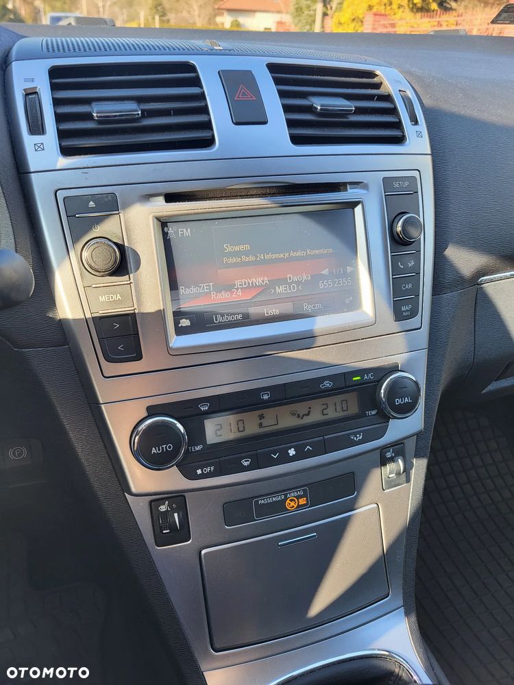 Toyota Avensis 2.0 D-4D Premium - 6