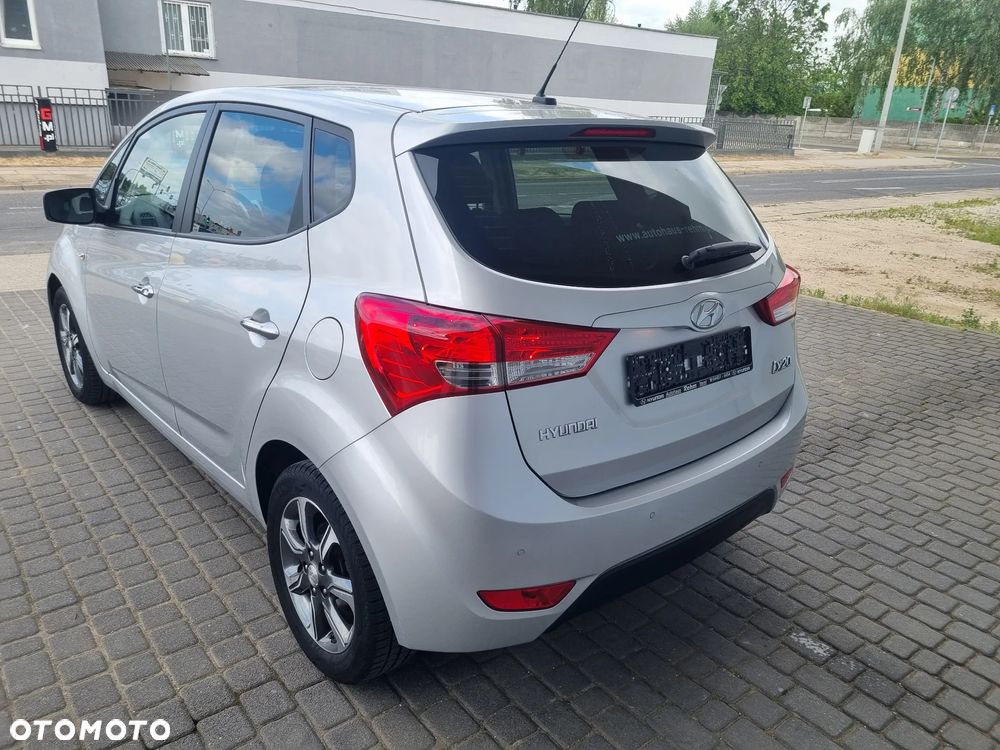 Hyundai ix20 1.6 Automatik Fifa World Cup Edition - 4