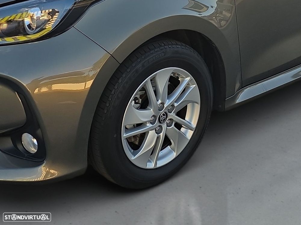 Toyota Yaris 1.5 HDF Comfort Plus - 4