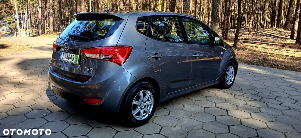Hyundai ix20 1.6 CRDi blue YES Gold - 4