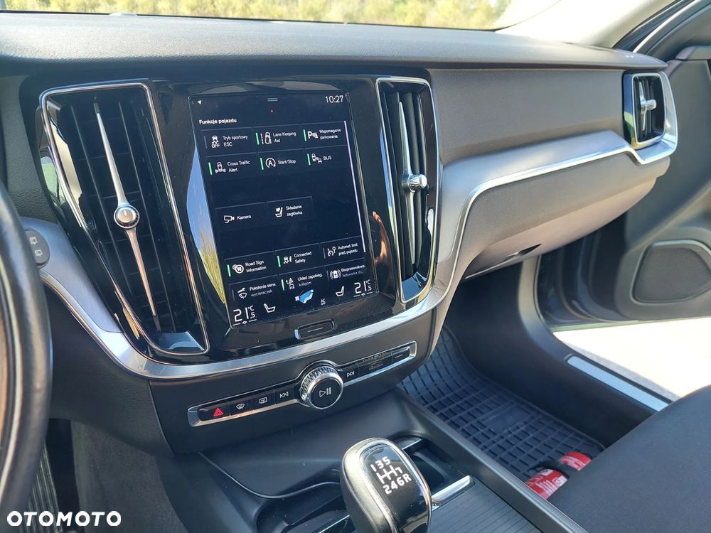 Volvo V60 D4 Momentum Pro - 15