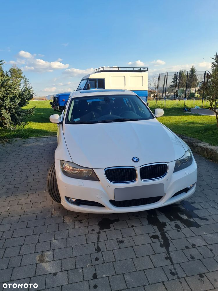 BMW Seria 3 318i - 3