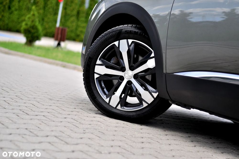 Peugeot 3008 1.2 PureTech Allure S&S EAT6 - 10