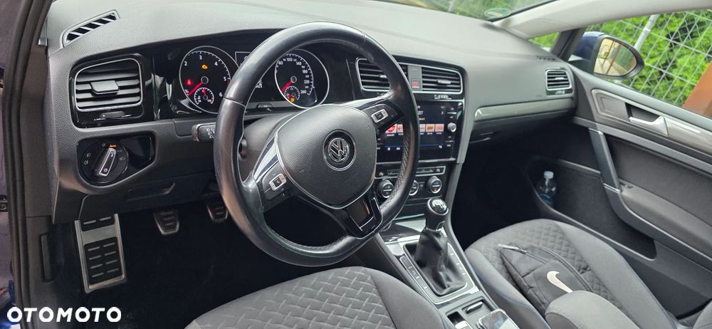 Volkswagen Golf 1.6 TDI BMT Highline - 14