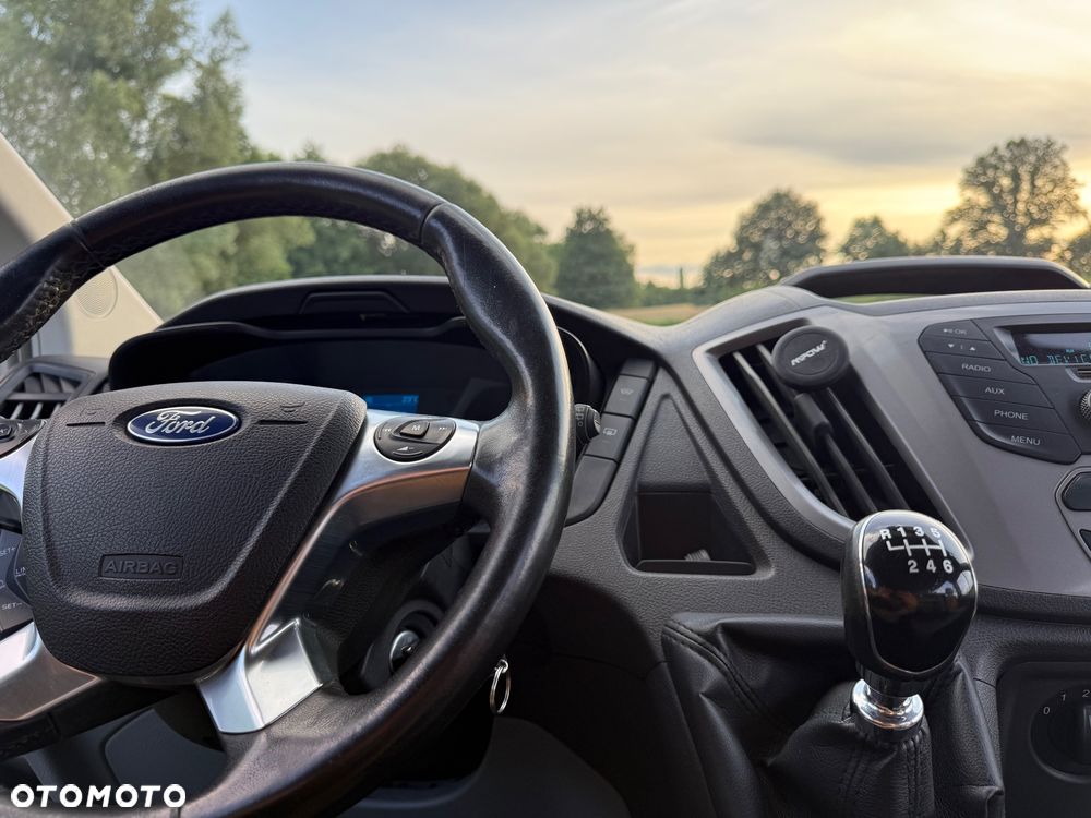 Ford Transit - 15