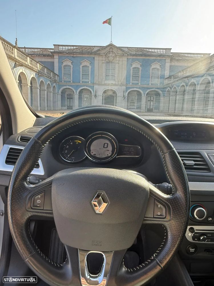 Renault Mégane Sport Tourer 1.5 dCi Dynamique - 6