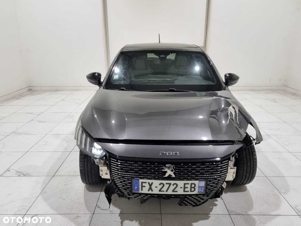 Peugeot 208 - 15