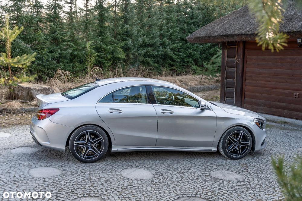 Mercedes-Benz CLA 250 7G-DCT AMG Line - 15