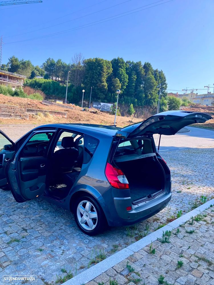 Renault Scénic 1.5 dCi Confort - 3