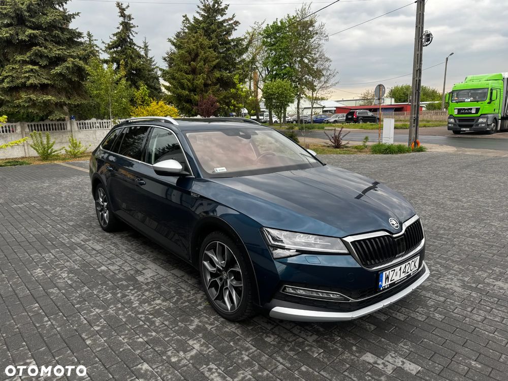 Skoda Superb 2.0 TDI SCR 4x4 Scout DSG - 3