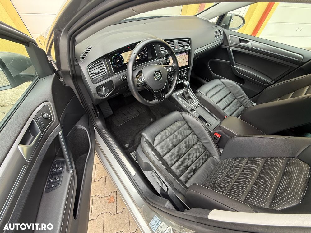 Volkswagen e-Golf - 6