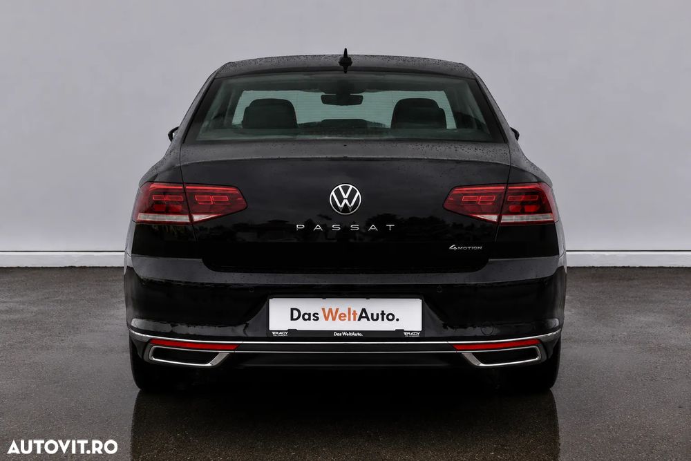 Volkswagen Passat 2.0 TDI DSG 4Motion Highline - 11