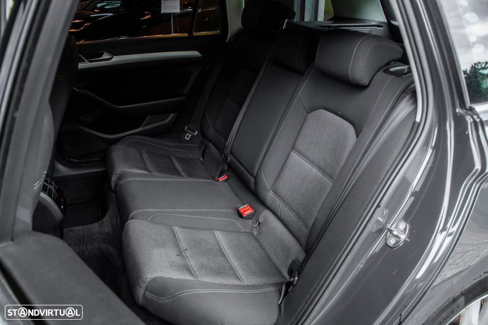 VW Passat Variant 1.6 TDI (BlueMotion ) Comfortline - 28