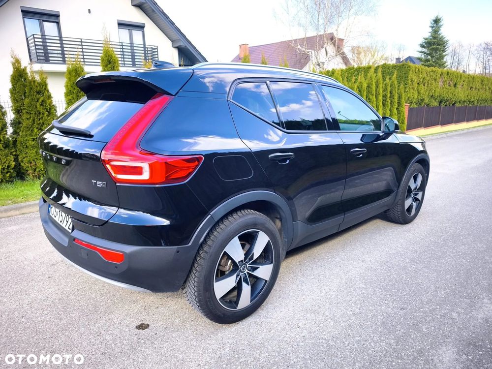 Volvo XC 40 T5 AWD Momentum - 5