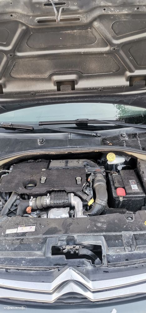 Citroën C-Elysée 1.6 HDi Exclusive - 2