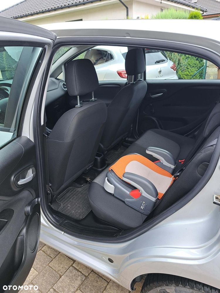 Fiat Punto 1.4 Easy S&S - 12