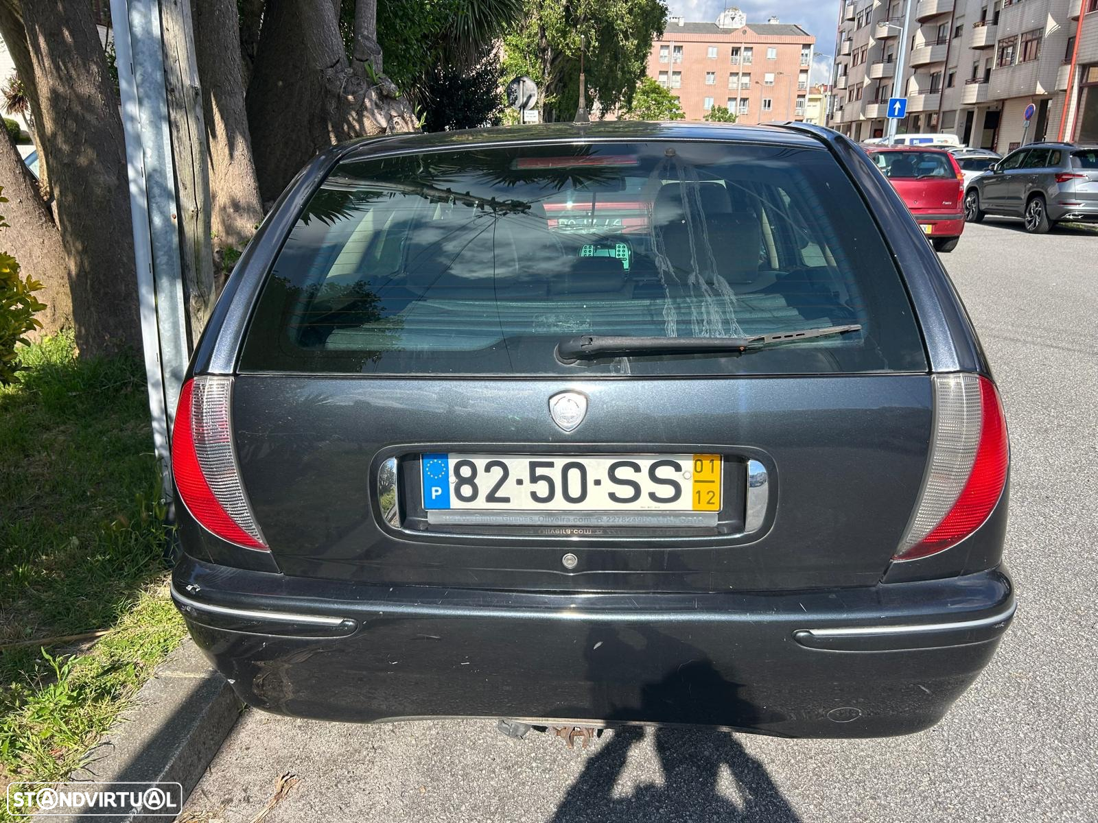 Lancia Lybra SW 1.9 JTD LS Plus - 4