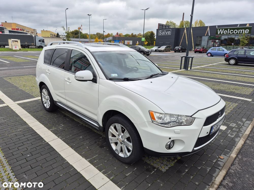 Mitsubishi Outlander - 4