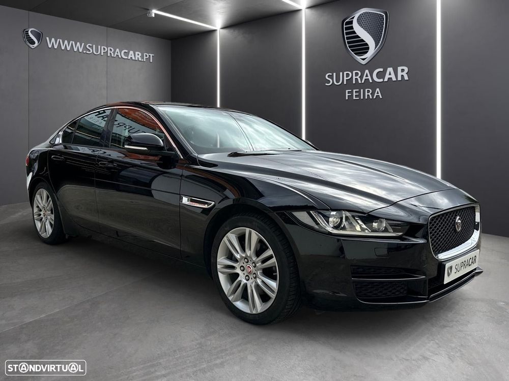 Jaguar XE 2.0 D Prestige Aut. - 2