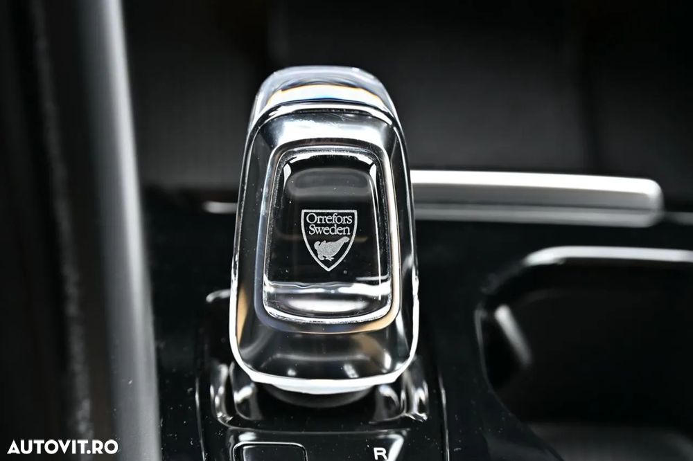 Volvo XC 40 T5 AWD Geartronic Inscription - 26