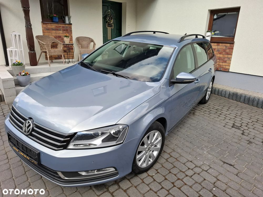 Volkswagen Passat 2.0 TDI Comfortline - 26