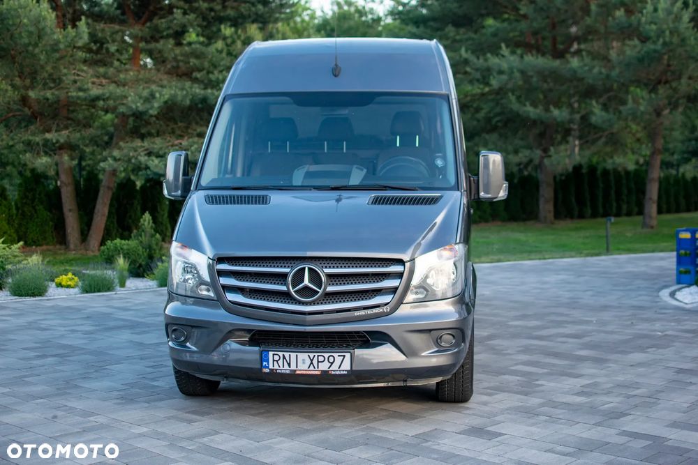 Mercedes-Benz Sprinter 319 - 6