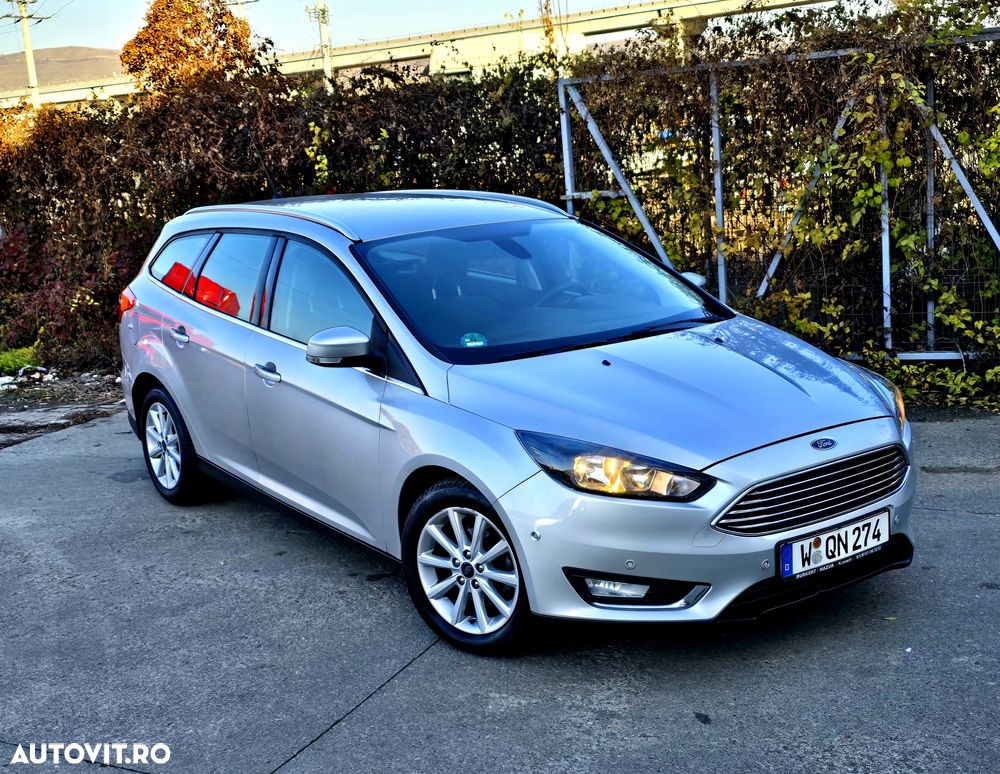 Ford Focus - 1