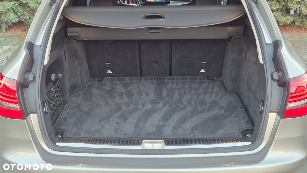 Mercedes-Benz Klasa C 300 d 9G-TRONIC Avantgarde - 14