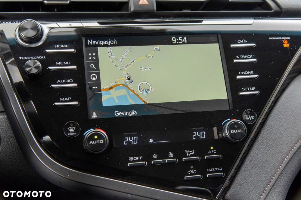 Toyota Camry 2.5 Hybrid Executive CVT - 19