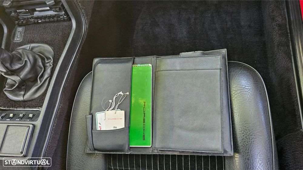 Porsche 924 - 25