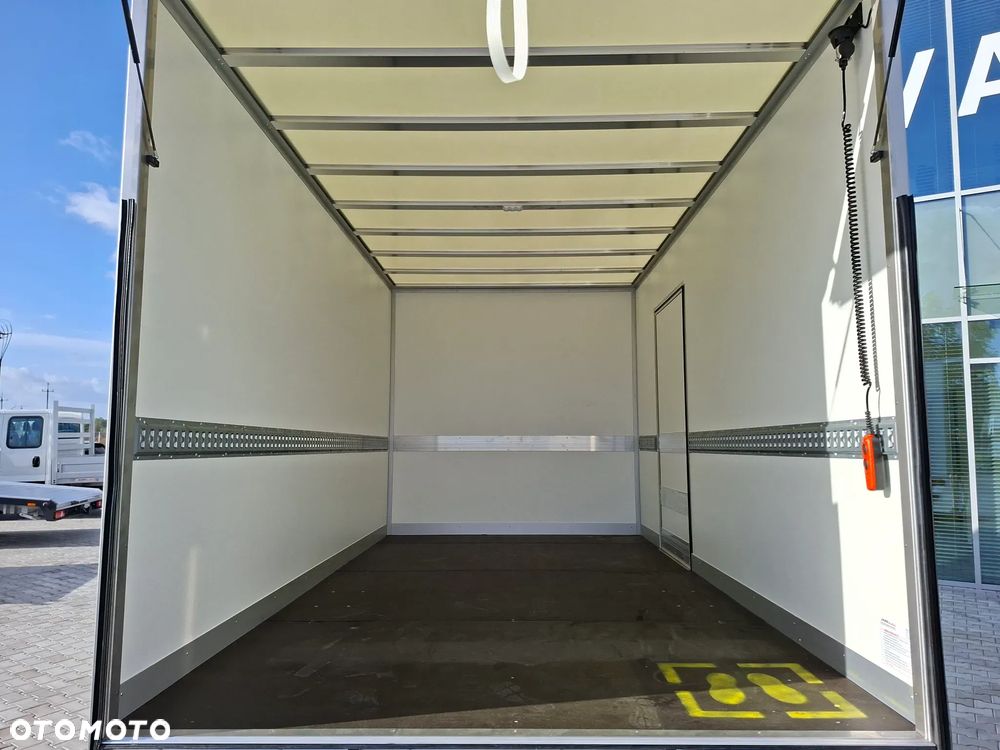 Fiat Ducato Kontener z windą - 14