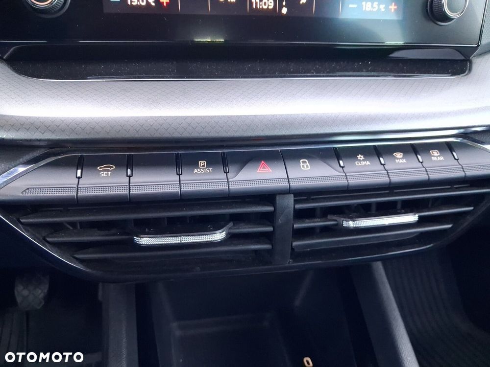Skoda Octavia 1.5 TSI ACT Ambition - 22