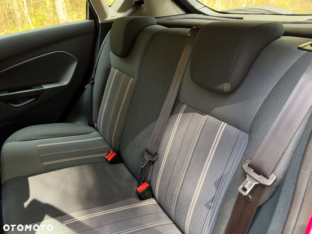 Ford Fiesta 1.25 SYNC Edition - 24
