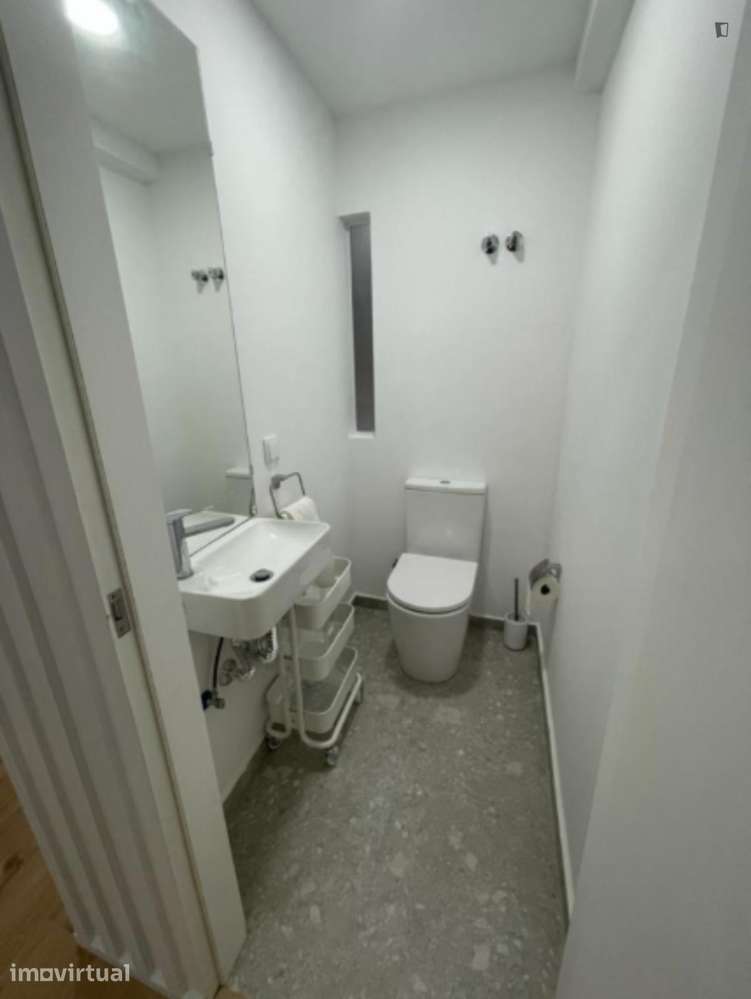Quarto - localizado em Oeiras Lisbon - Grande imagem: 2/13