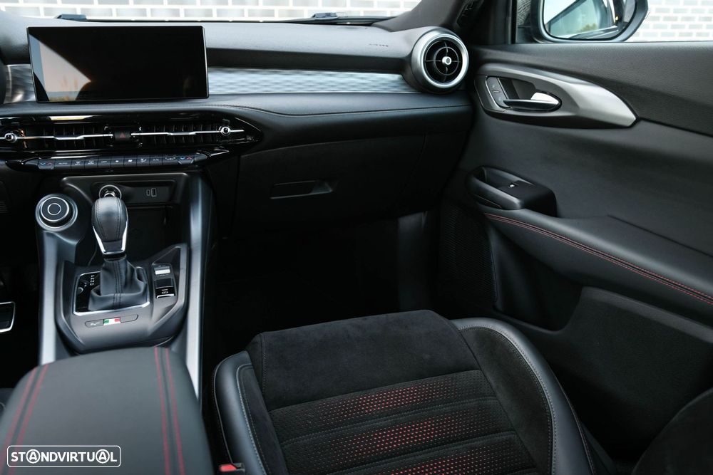 Alfa Romeo Tonale 1.5 Hybrid Edizione Speciale - 12