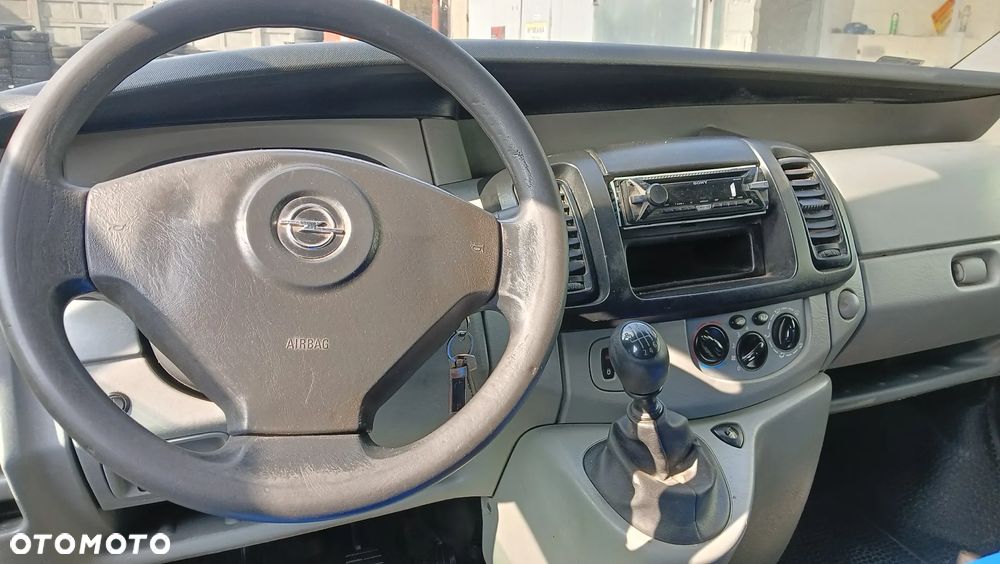 Opel Vivaro - 3