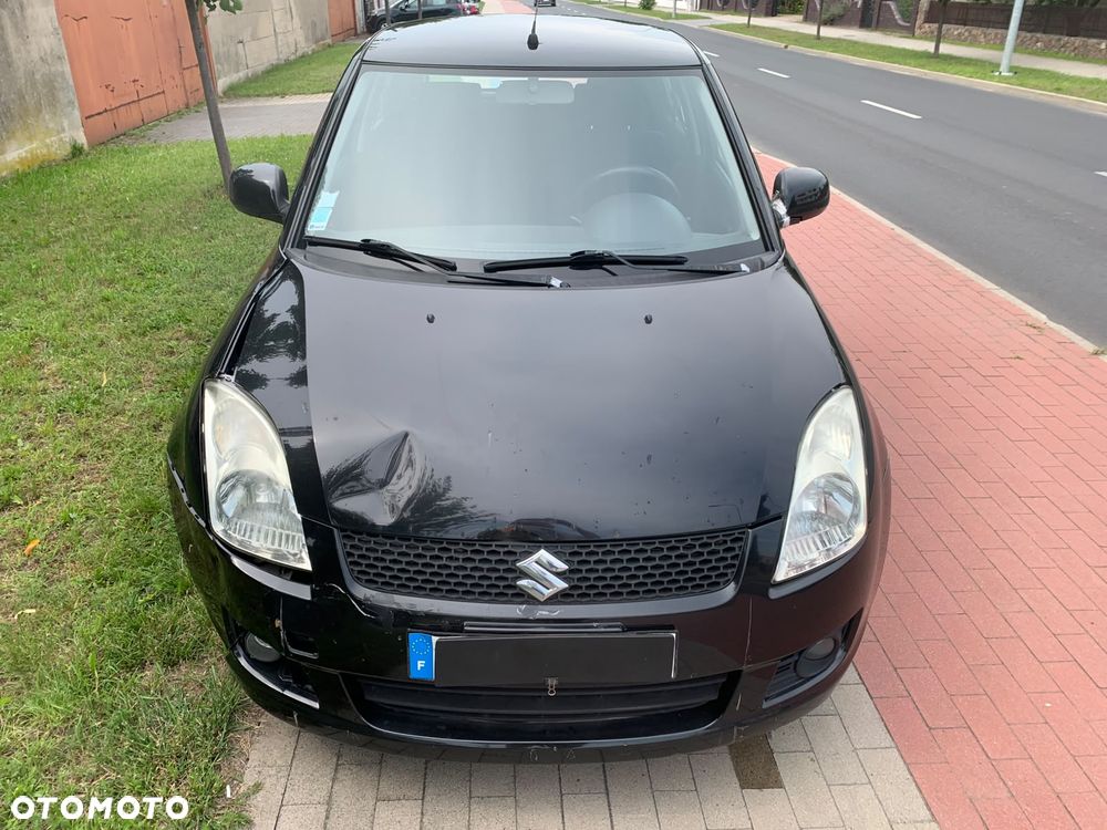 Suzuki Swift - 3