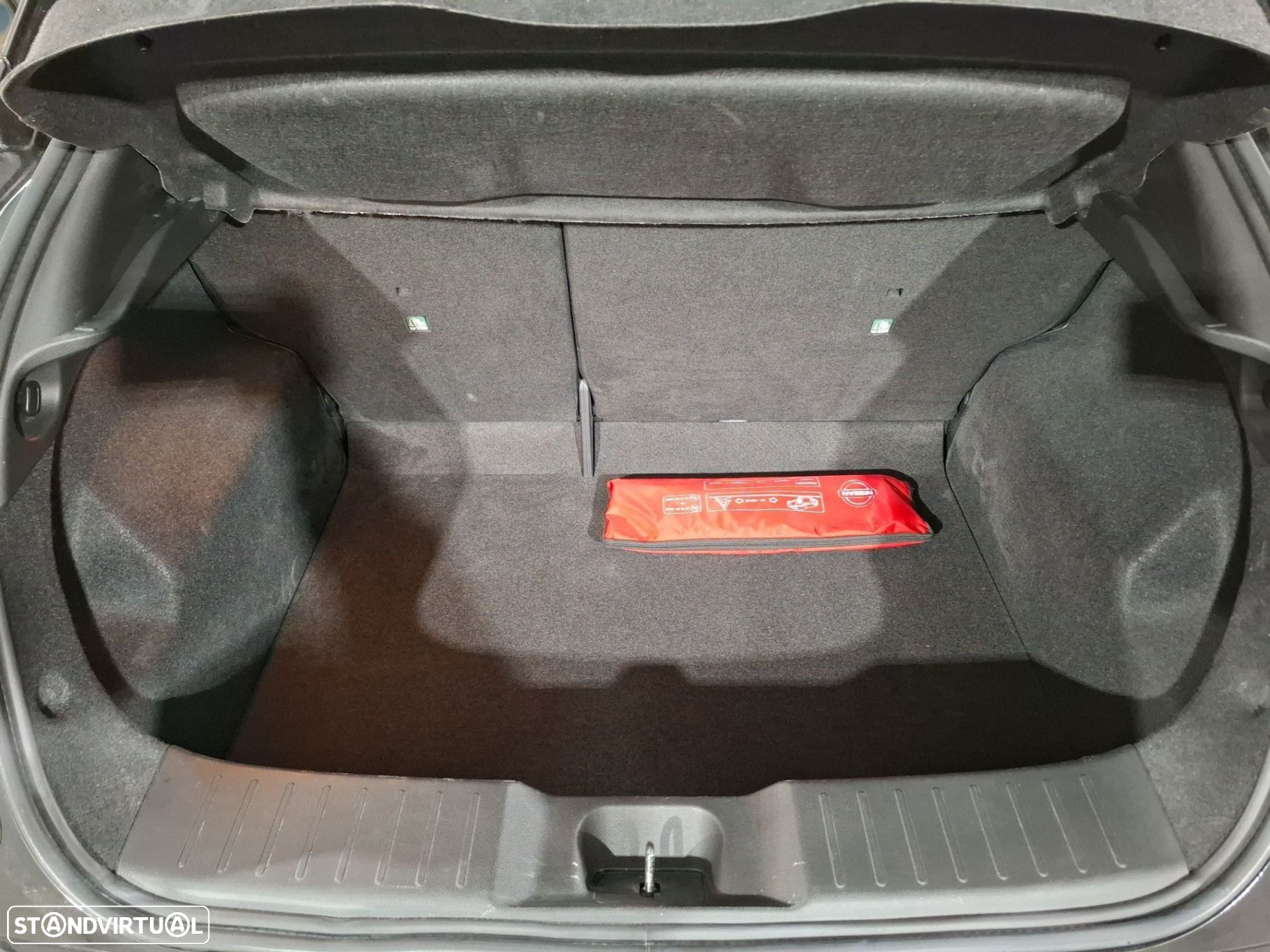 Nissan Juke 1.0 DIG-T N-Connecta - 15