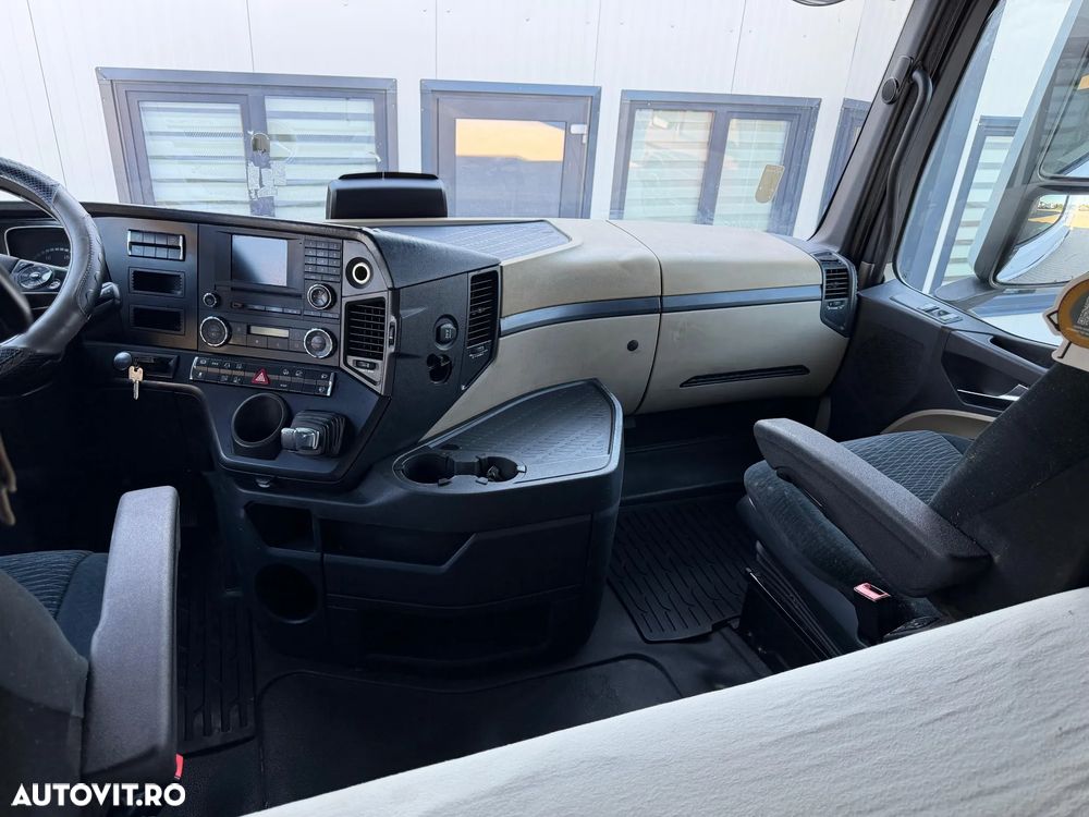 Mercedes-Benz ACTROS - 6